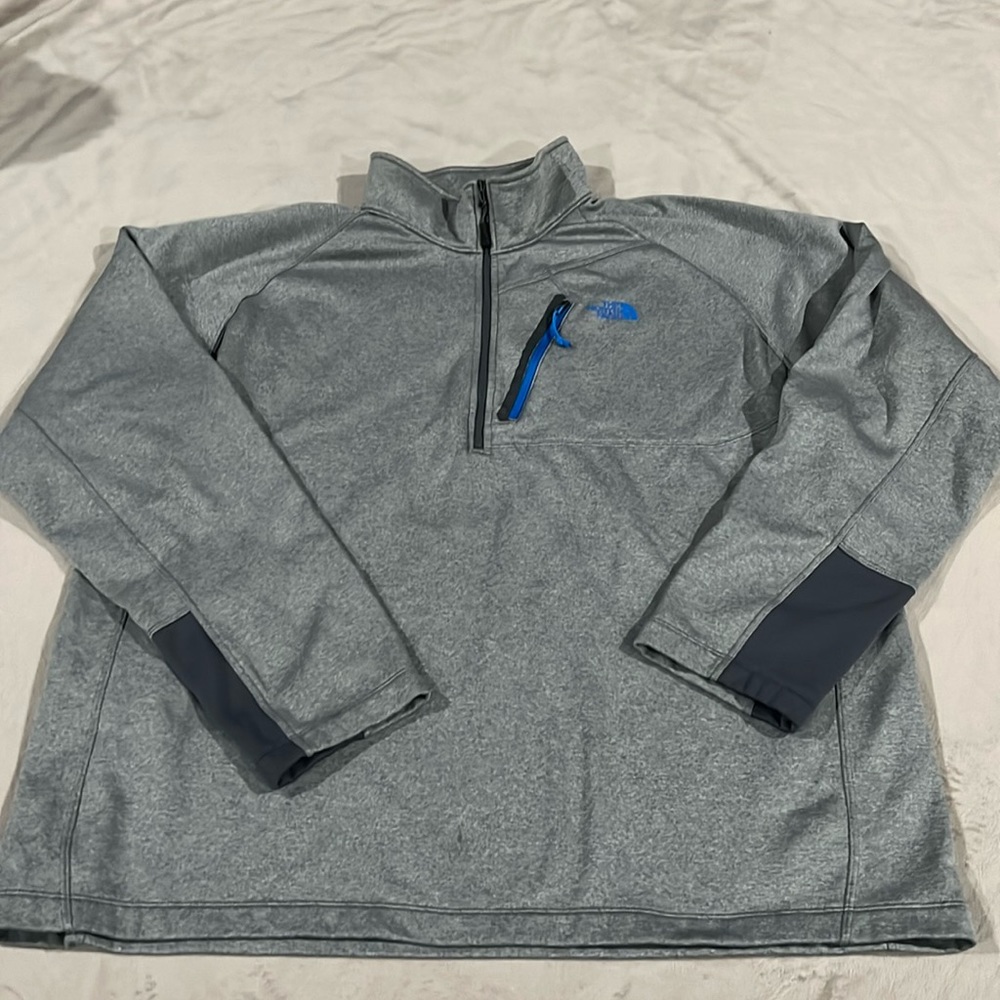 2XL Men’s North Face quarter zip jacket